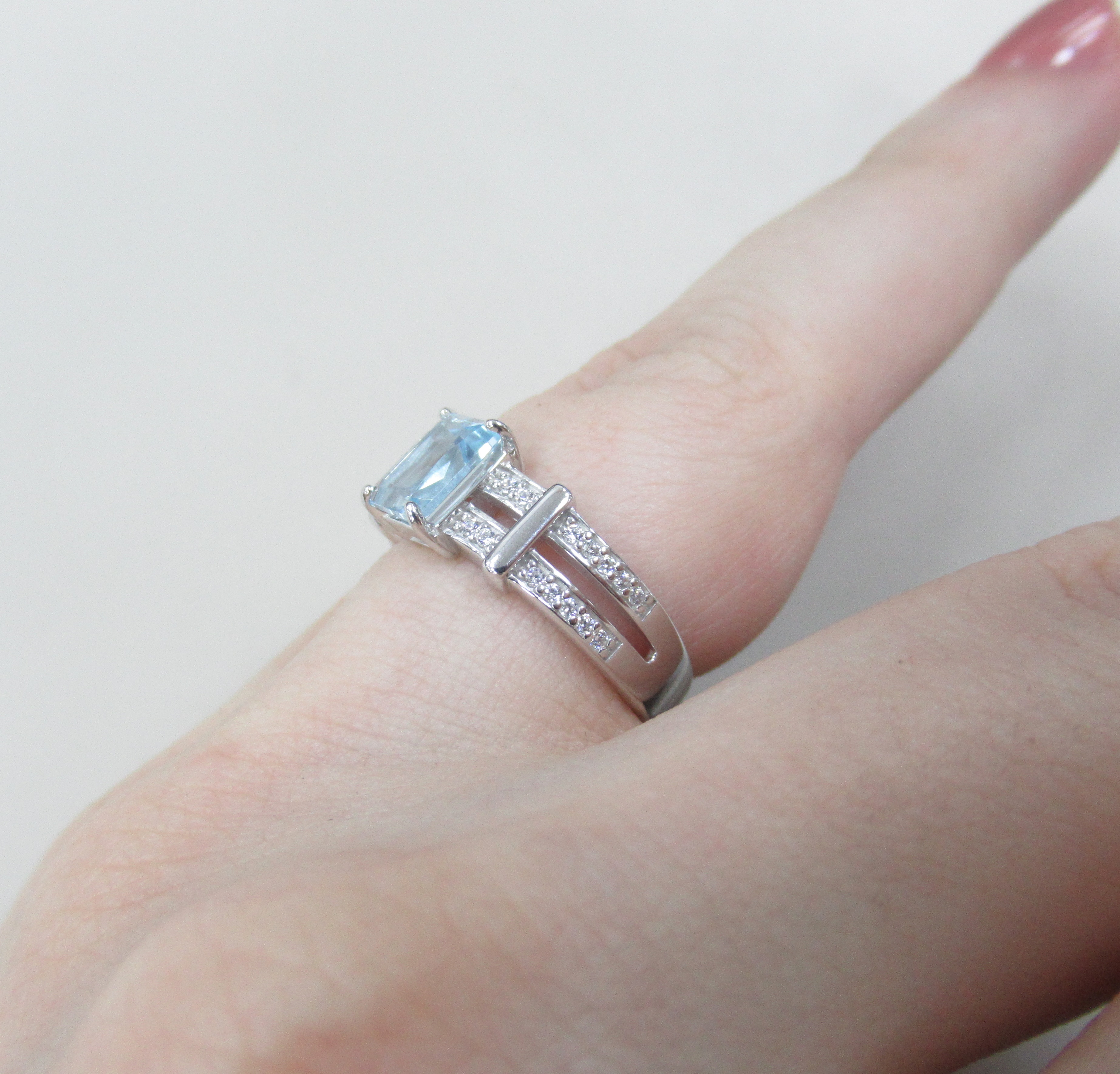 10322-004717 Кольцо (Ag 925)